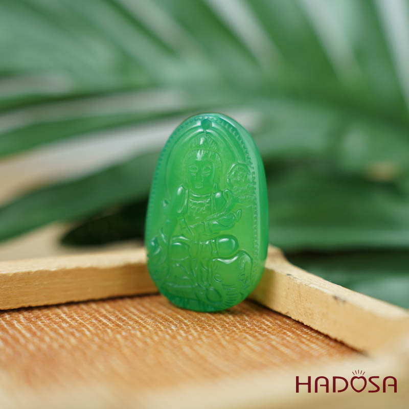 Phật bản mệnh Vân Thù Bồ Tát (Mão) mã não xanh lá 37mm
