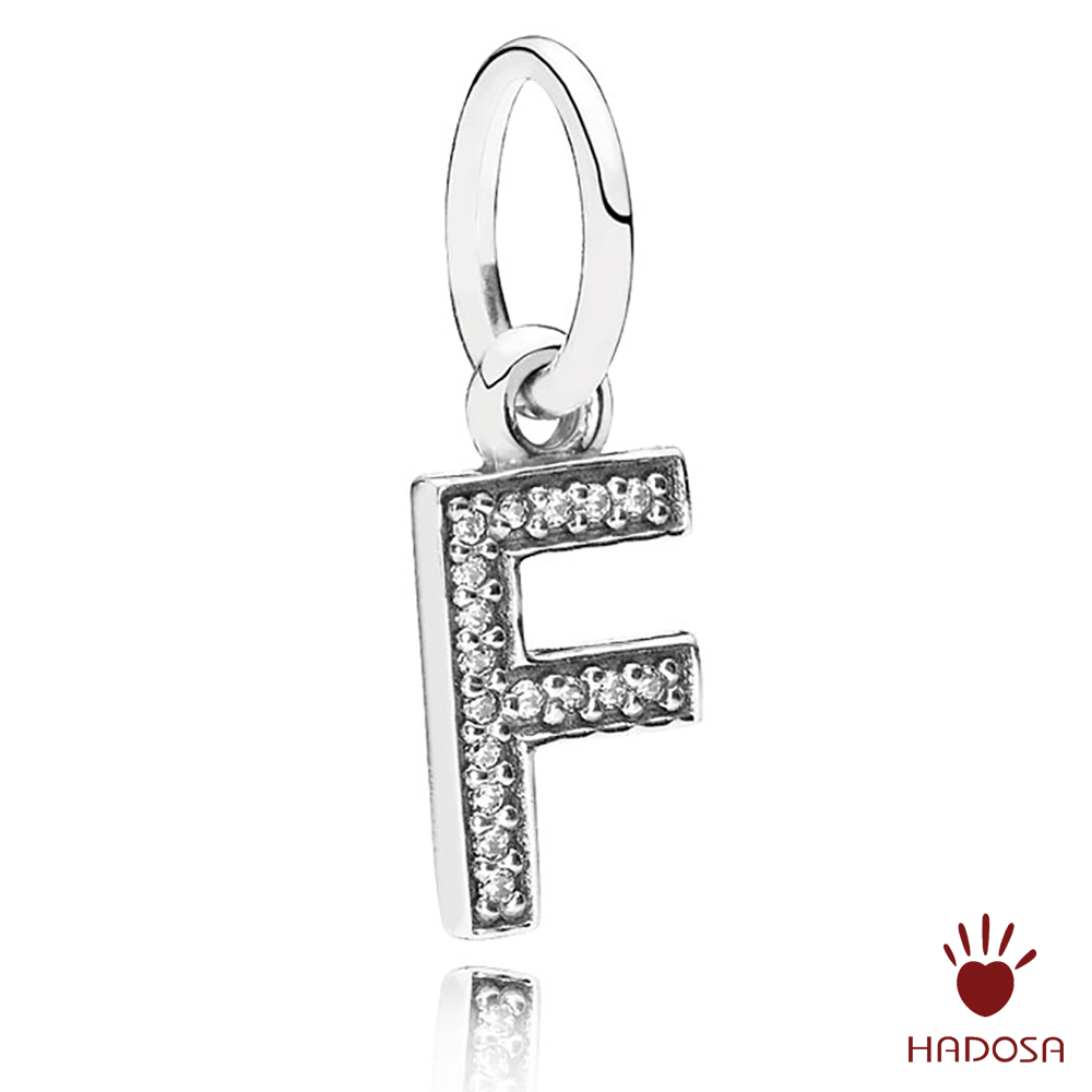 Charm treo chữ F