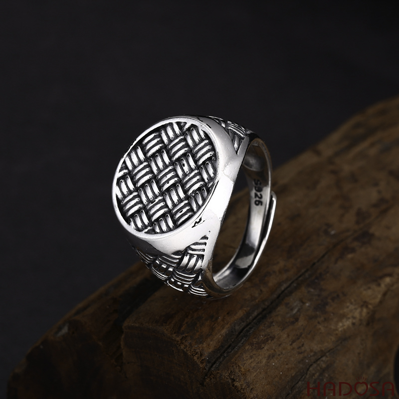 Nhẫn bạc nam kiểu đan mặt bản tròn