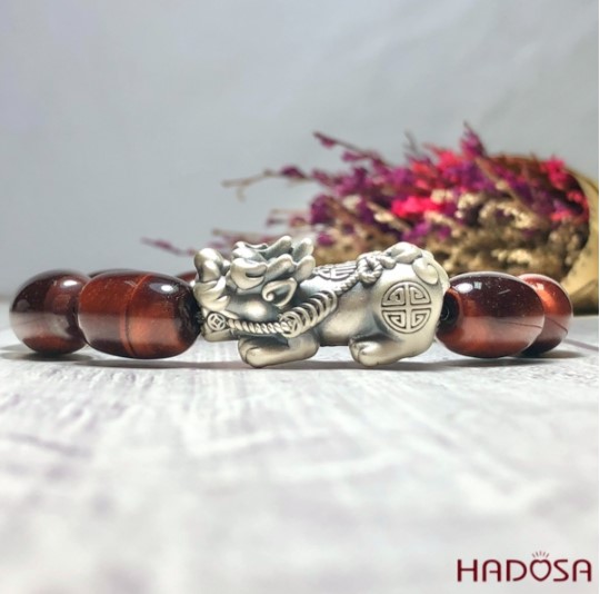 Vòng Thạch Anh Mắt Hổ nâu đỏ hạt trụ mix tỳ hưu bạc 925