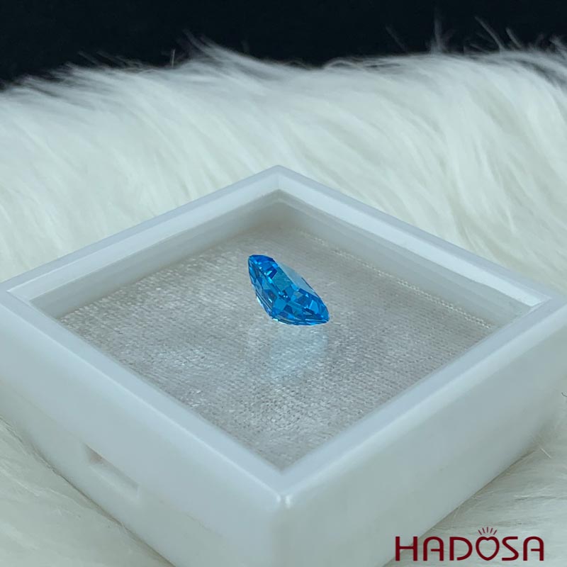 Swiss Topaz chữ nhật 10*12mm