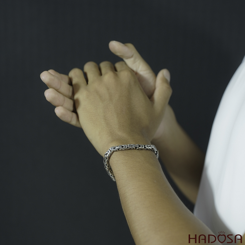 Mẫu lắc tay bạc nam đẹp bạc Thái