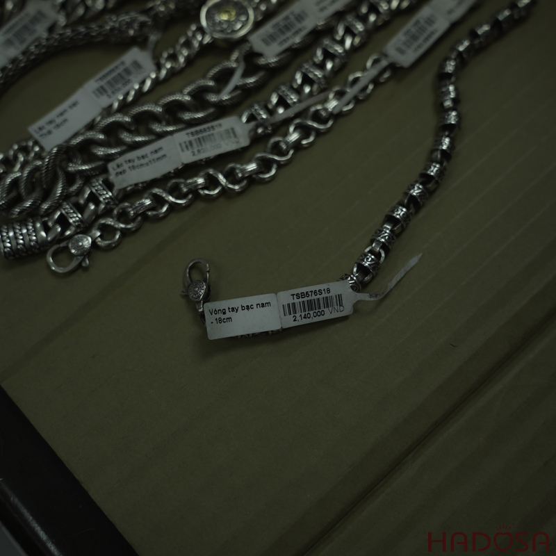 Vòng tay bạc Thái nam