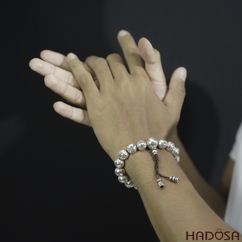 Vòng hạt bạc Thái