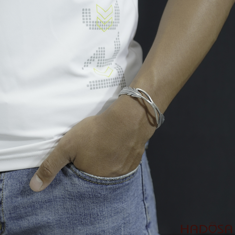 Vòng bạc Thái Chiếc Lá