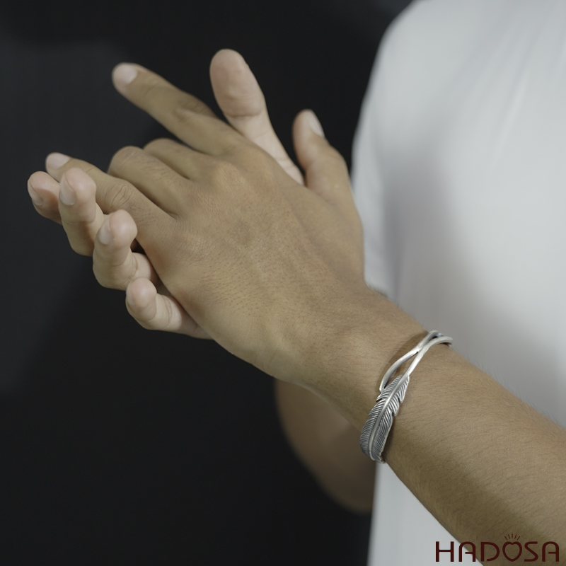 Vòng bạc Thái Chiếc Lá