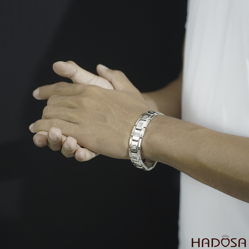 Lắc tay nam bạc Thái