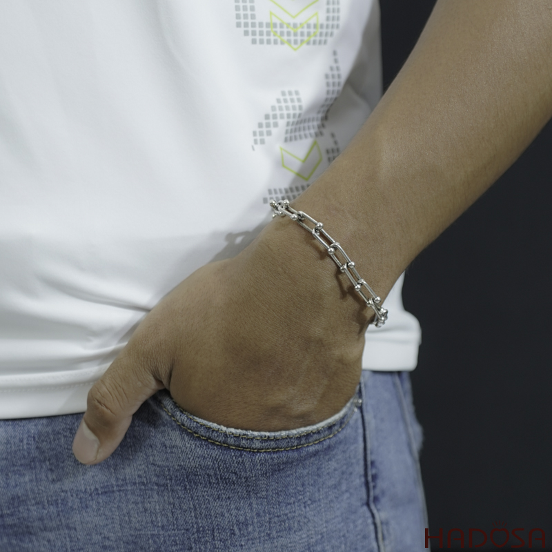 Lắc tay dạng mắt xích