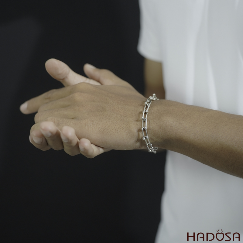 Lắc tay dạng mắt xích