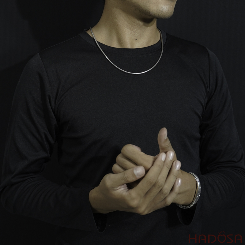 Dây chuyền bạc khắc chú Om Mani pade hum