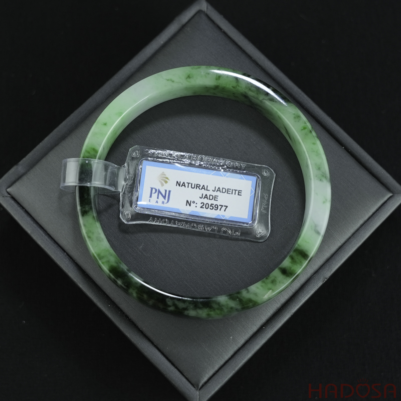 Vòng Ngọc Cẩm Thạch sơn thủy bản vuông ni 61