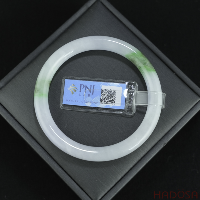 Vòng Ngọc Cẩm Thạch tròn điểm lí, môn ni 54