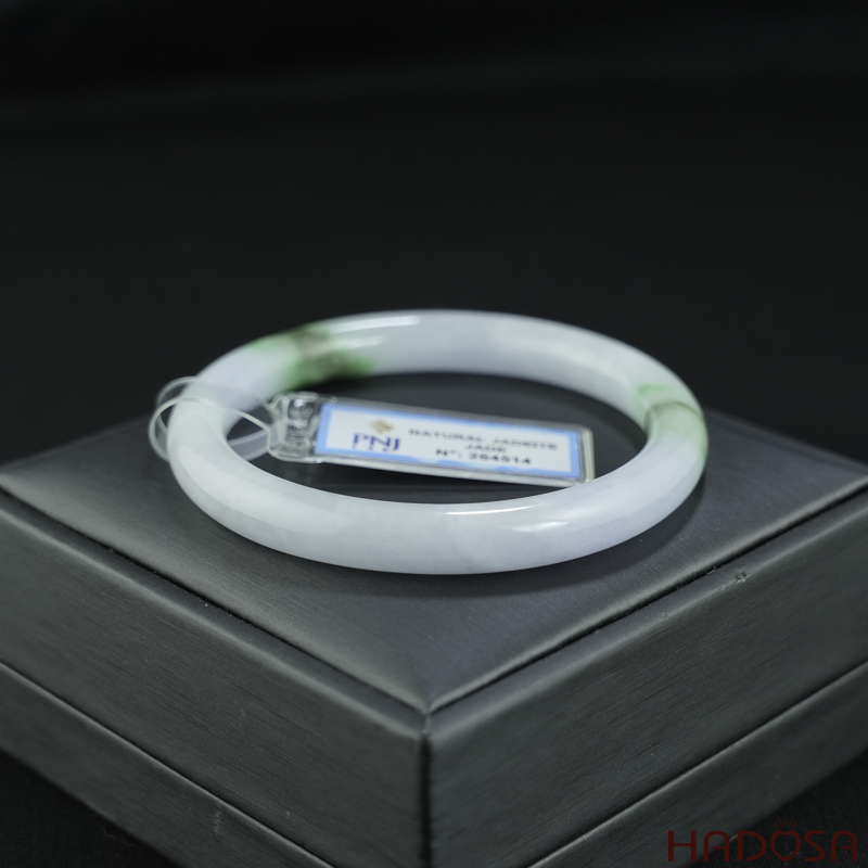 Vòng Ngọc Cẩm Thạch tròn điểm lí, môn ni 54