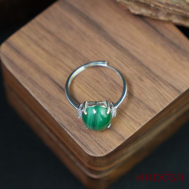 Nhẫn đính đá Lông công oval 10x12mm bạc 925
