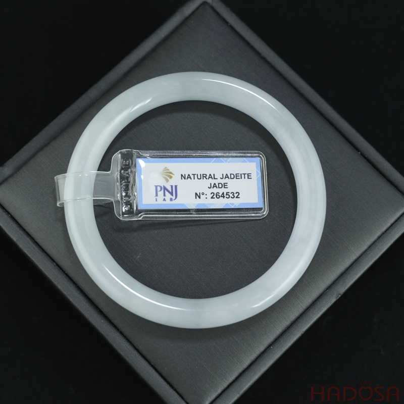 Vòng Ngọc Cẩm Thạch tròn trắng lí vân xanh ni 55