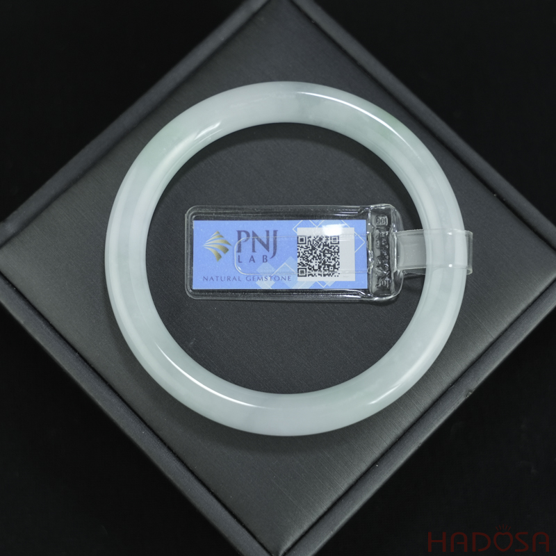 Vòng Ngọc Cẩm Thạch tròn trắng lí vân xanh ni 55