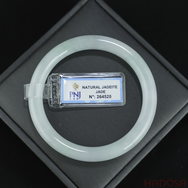 Vòng Ngọc Cẩm Thạch tròn trắng lí vân xanh ni 55