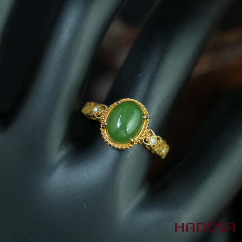 Nhẫn đính đá Ngọc bích oval 7x9mm bạc mạ vàng