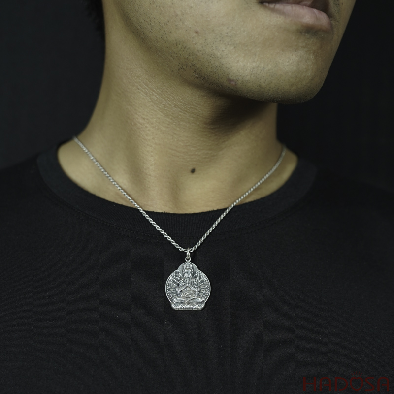 Mặt dây chuyền bạc Phật Thiên Thủ Thiên Nhãn (Tý)