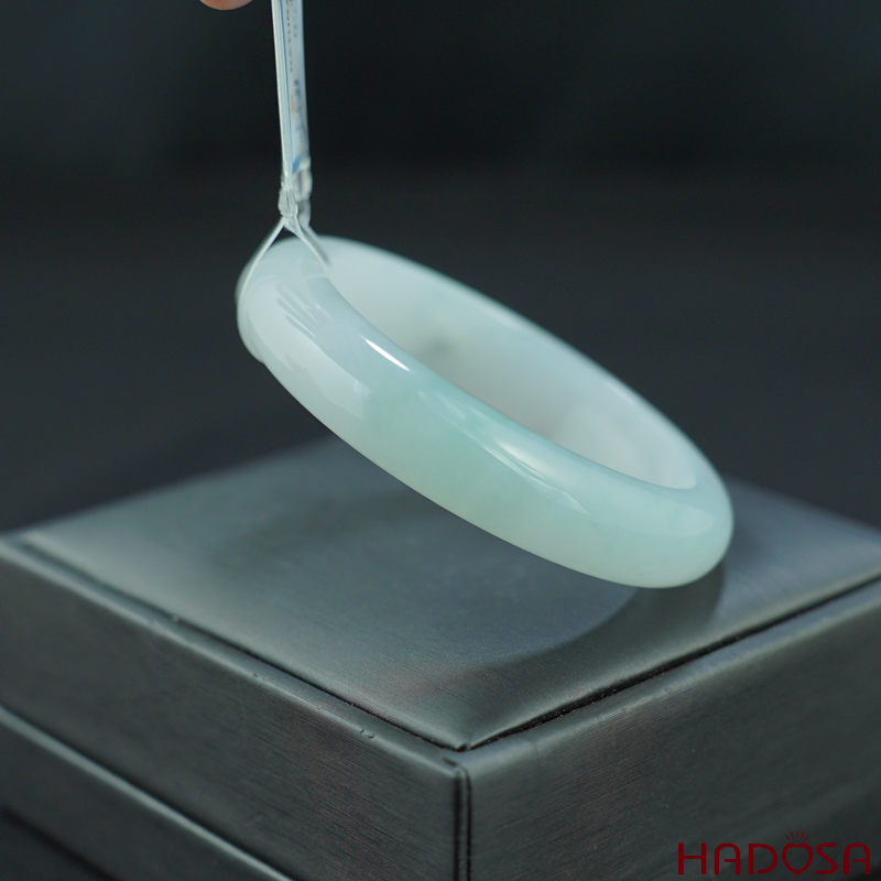 Vòng Ngọc Cẩm Thạch Jade A lá hẹ băng ngọc ni 52