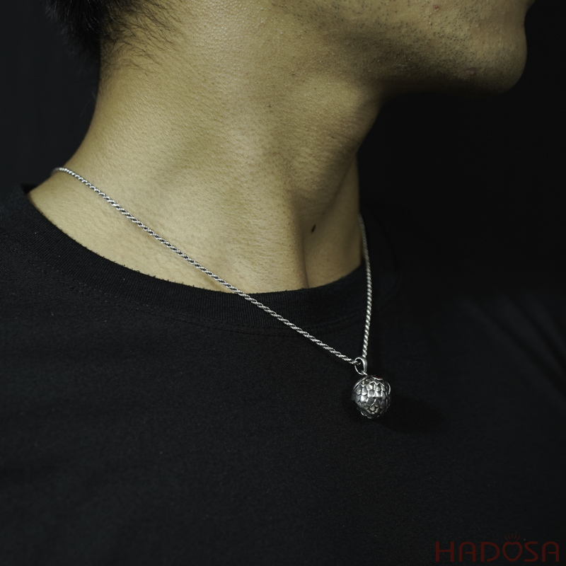 Mặt dây chuyền bạc Thái