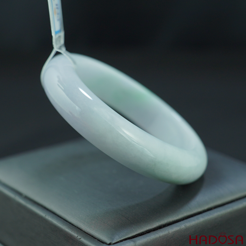 Vòng Ngọc Cẩm Thạch Jade A lá hẹ trắng môn phớt lý ni 52