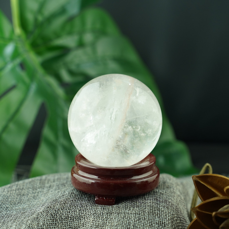 Cầu thạch anh trắng trong vân mây 3A 7cm