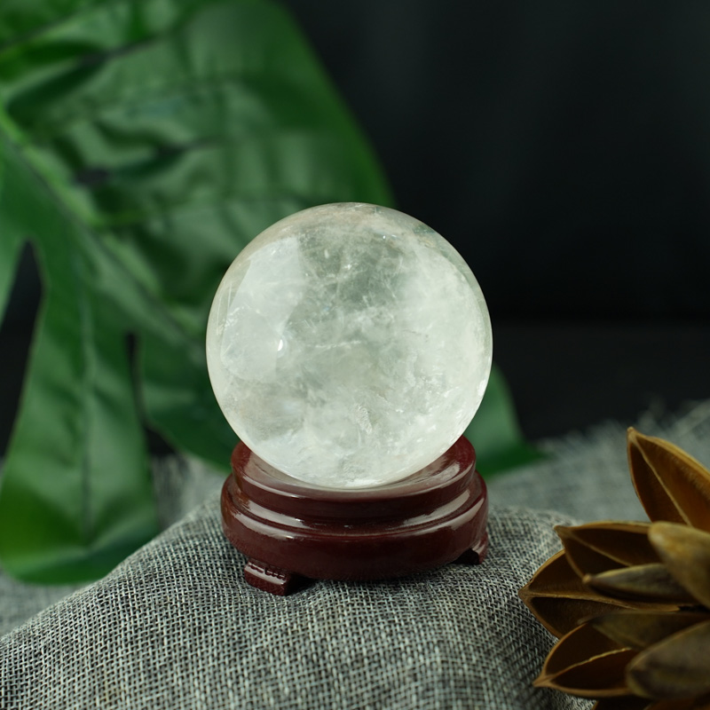 Cầu thạch anh trắng trong vân mây 3A 7cm