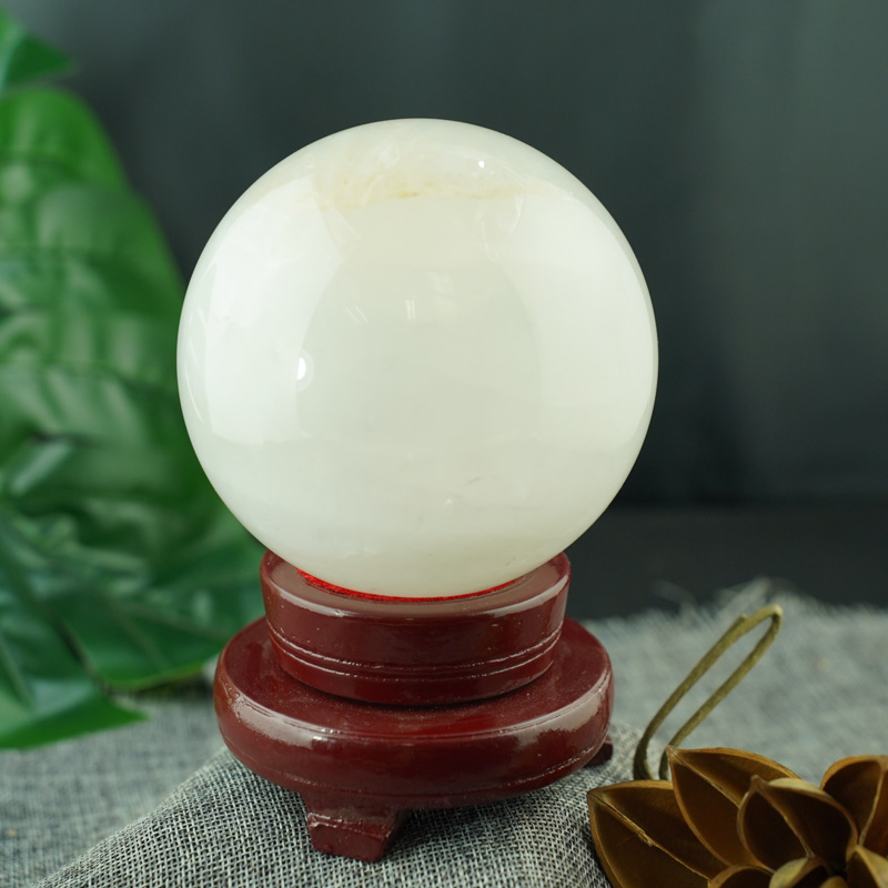 Cầu thạch anh trắng cùi dừa 13cm