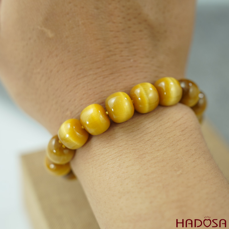 Vòng đá mắt hổ vàng tâm hạt đốt 12 ly chuẩn 6A