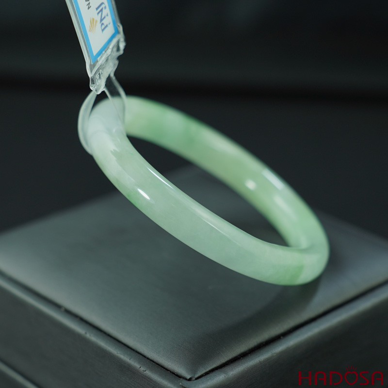 Vòng Ngọc Cẩm Thạch bản tròn lý trong ni 51