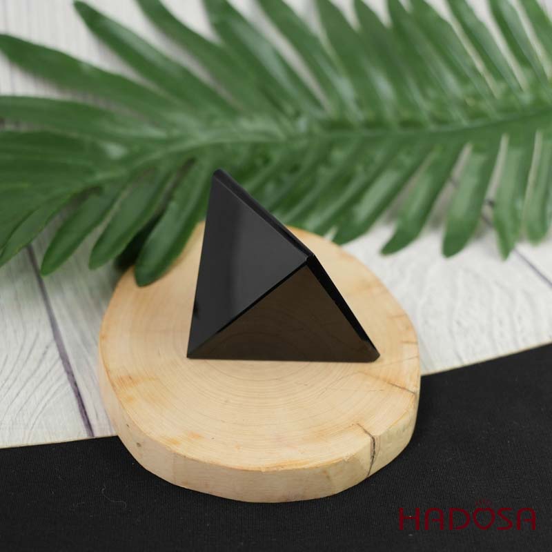 Kim tự tháp đá núi lửa 6cm