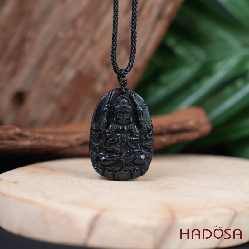 Đá thuỷ tinh núi lửa Phật Thiên Thủ Thiên Nhãn (Tý) 38mm