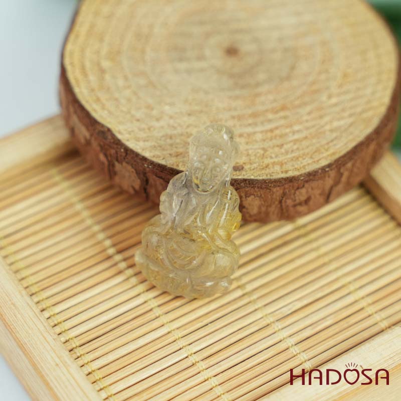 Mặt Phật Bà Thạch anh tóc vàng 17x28mm