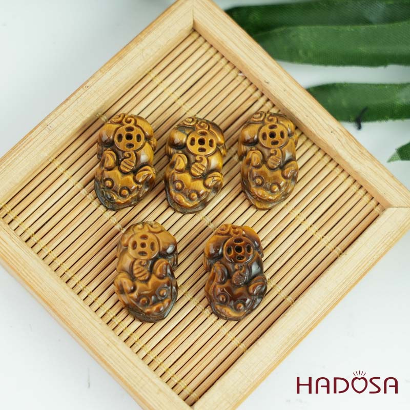 Tỳ hưu đá mắt hổ 2 lỗ 23mm