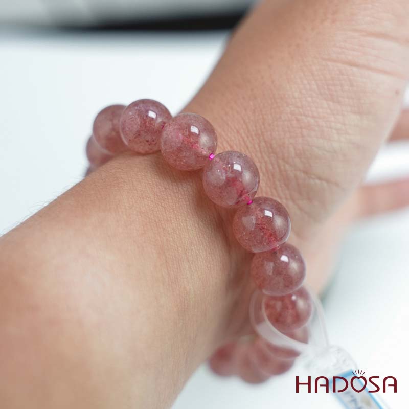 Vòng đá Thạch Anh Dâu Tây 11mm chuẩn 6A