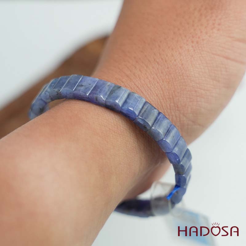 Vòng đá Tanzanite 6*10