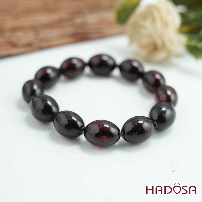 Vòng Hổ Phách Baltic Huyết đen 12.5*17mm