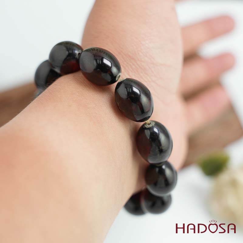 Vòng Hổ Phách Baltic Huyết đen 12.5*17mm