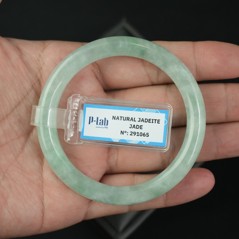 Vòng Ngọc Cẩm Thạch bản tròn xanh đậu ni 51