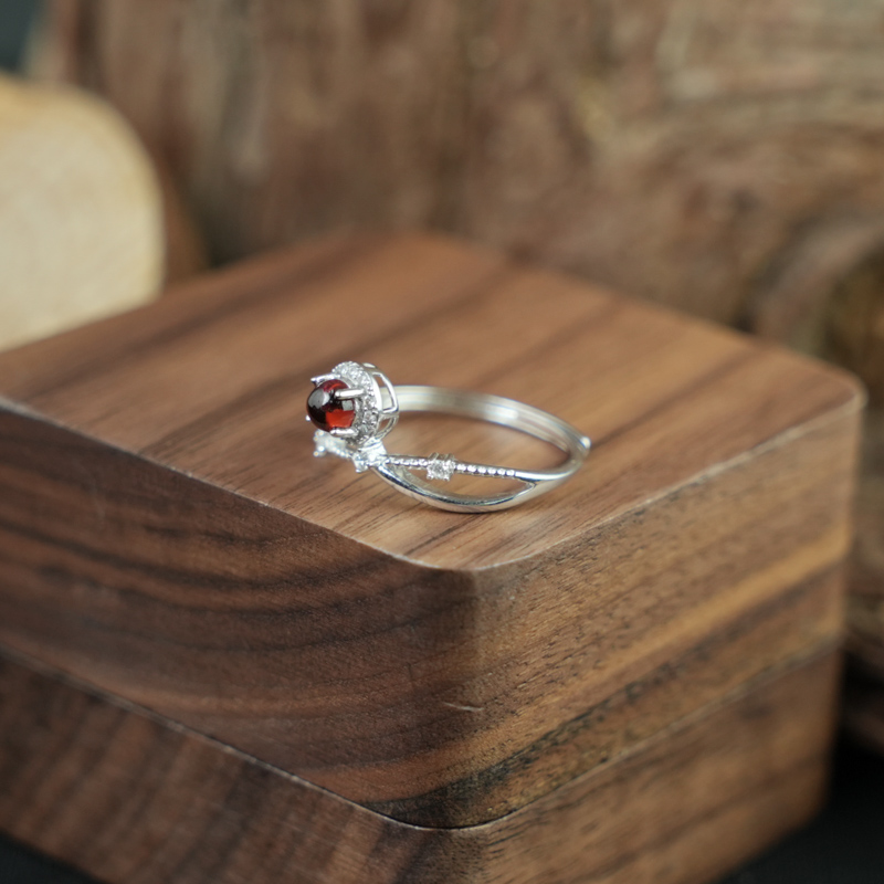 Nhẫn đá garnet 4mm bạc 925