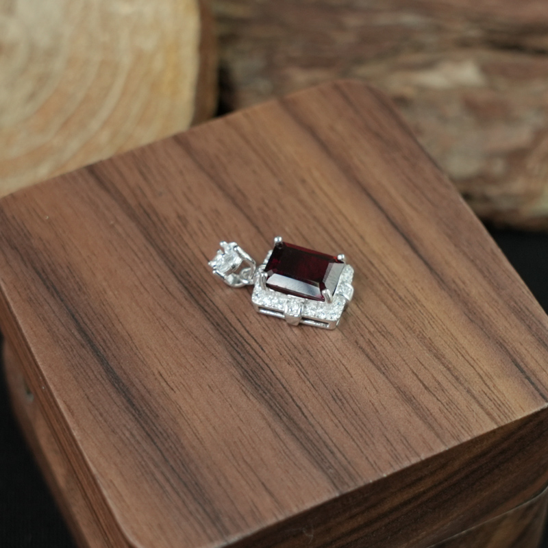 Mặt dây garnet 6*8mm bạc 925