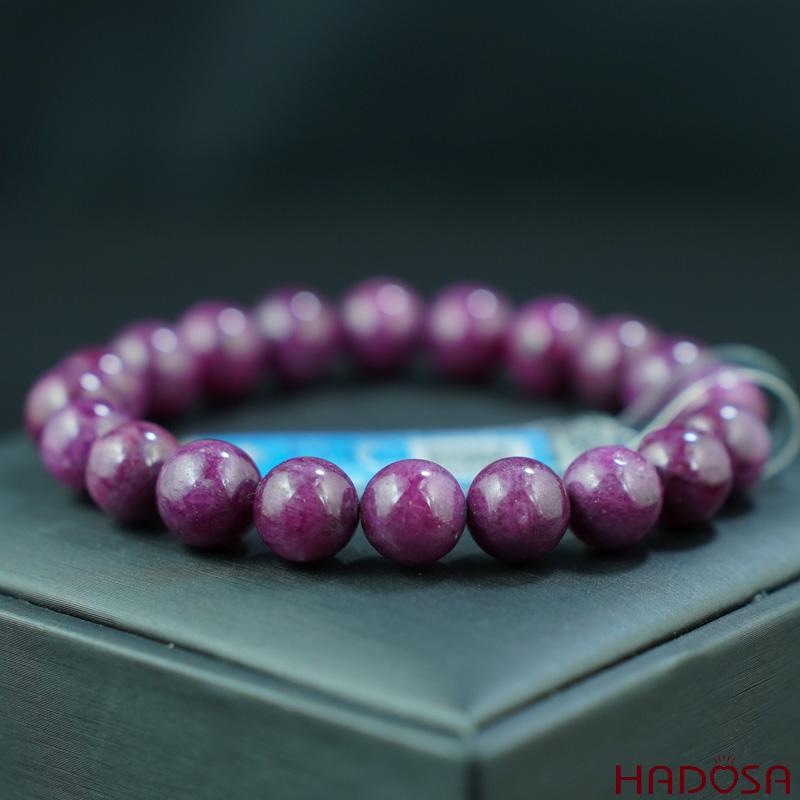 Vòng đá Ruby Nam Phi hồng đậm 9mm chuẩn 5A