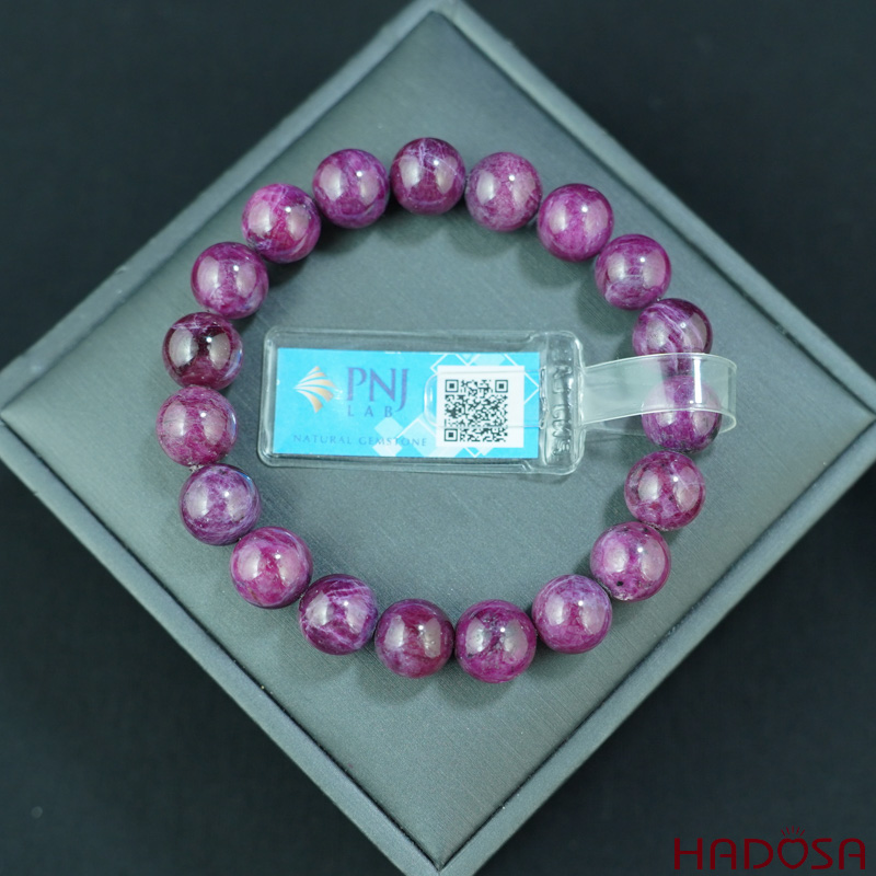 Vòng đá Ruby Nam Phi hồng đậm 10mm chuẩn 5A