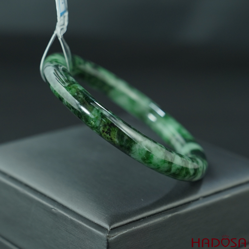 Vòng kiềng Ngọc Cẩm Thạch xanh vân đậm bản tròn ni 53