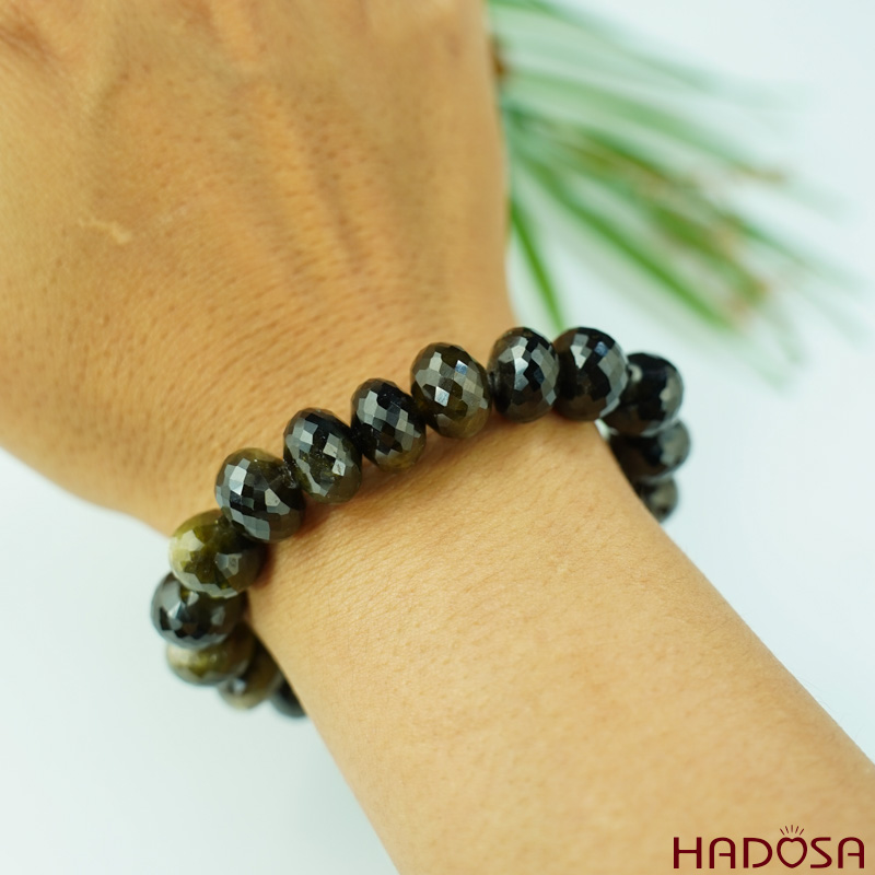 Vòng đá Sapphire mài giác 11mm cao cấp