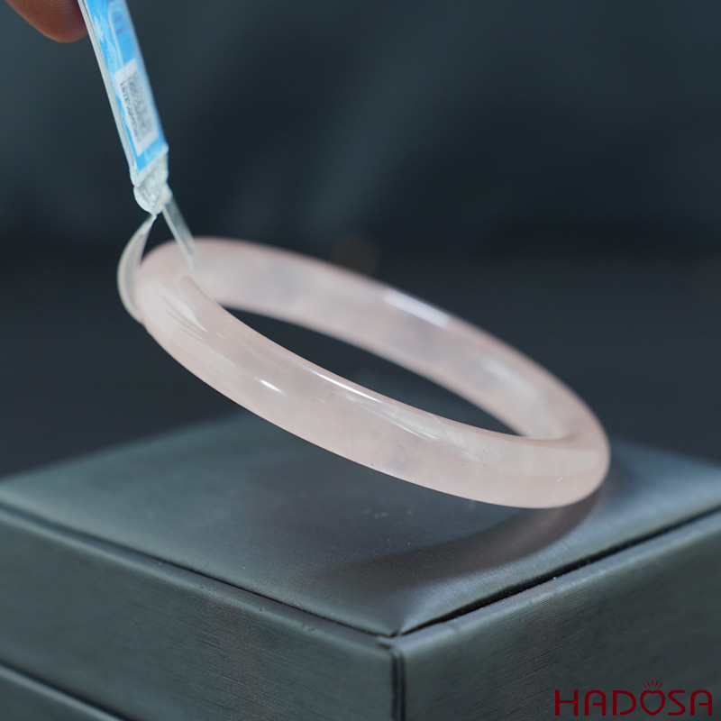 Vòng kiềng thạch anh hồng tròn ni 54mm 4A