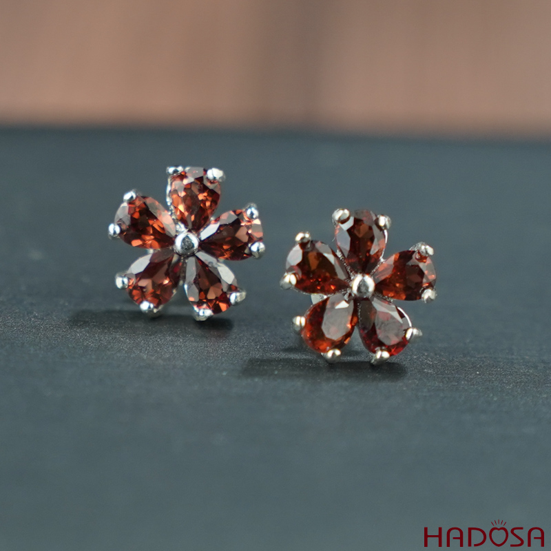 Bông tai Garnet 3*4mm bạc 925