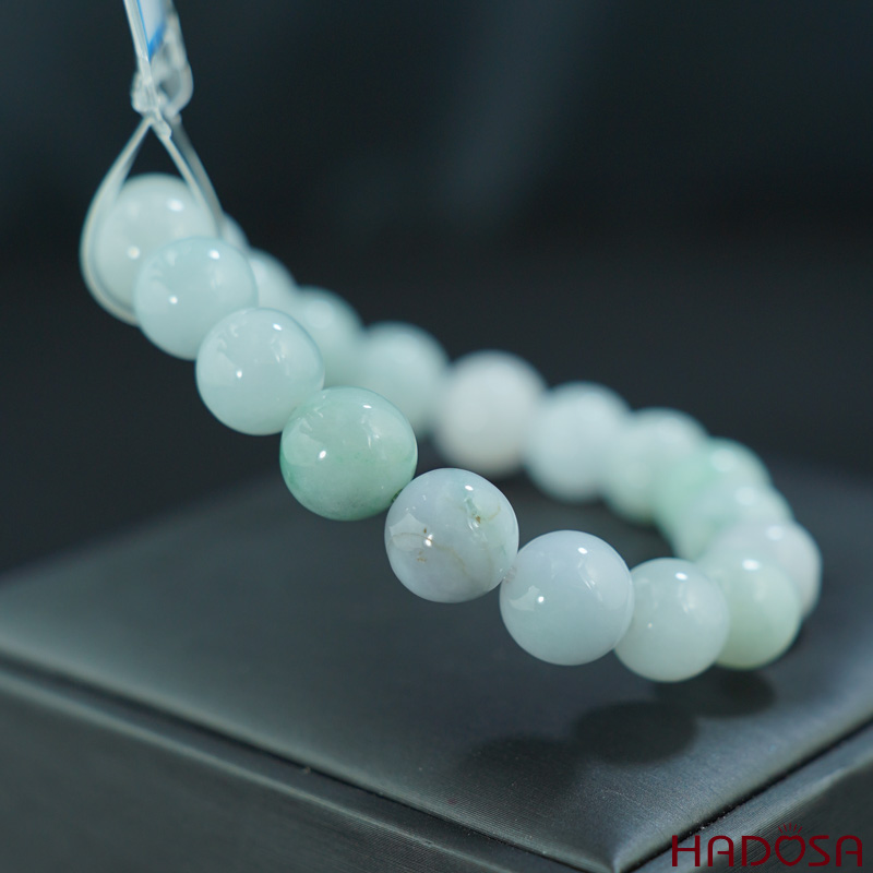 Vòng cẩm thạch trắng lí 10mm