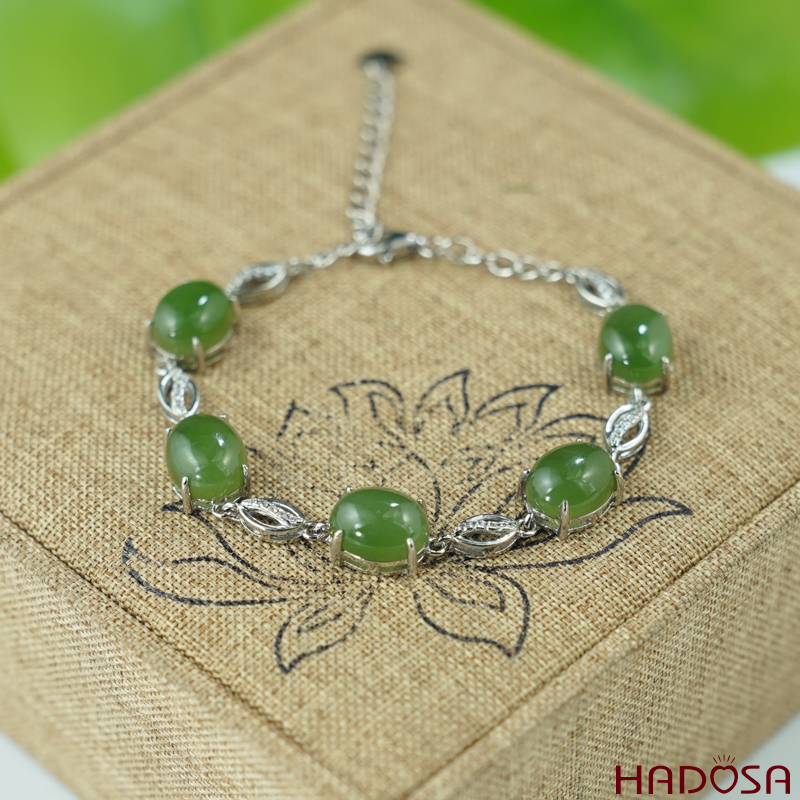 Lắc tay Ngọc Bích Canada 8*10mm bạc 925